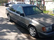 Mercedes-Benz E-Class, 1989