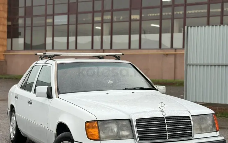 Mercedes-Benz E 220 1993 года за 1 750 000 тг. в Алматы