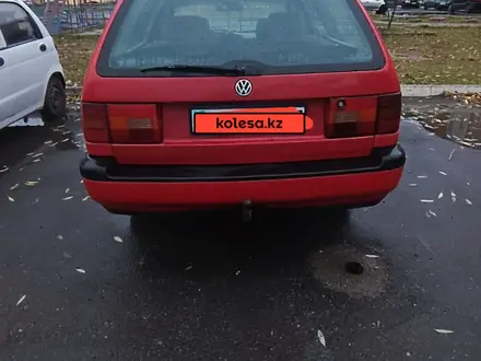Volkswagen Passat 1993 годаүшін1 800 000 тг. в Петропавловск – фото 6