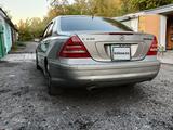 Mercedes-Benz C 230 2005 годаfor5 000 000 тг. в Караганда – фото 4