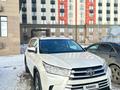 Toyota Highlander 2019 года за 13 000 000 тг. в Атырау – фото 4