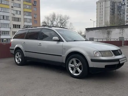 Volkswagen Passat 2000 года за 2 800 000 тг. в Алматы – фото 2