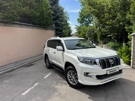 Toyota Land Cruiser Prado 2020 года за 28 000 000 тг. в Алматы – фото 3