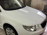 Skoda Superb 2013 годаүшін5 500 000 тг. в Аксай – фото 2