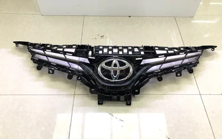 Toyota Camry 70 Решетка Радиатора Под Оригинал за 35 000 тг. в Атырау