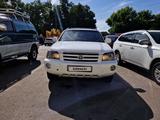 Toyota Highlander 2001 года за 6 300 000 тг. в Алматы – фото 2