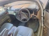 Toyota Ipsum 2002 годаүшін2 500 000 тг. в Алматы – фото 4