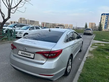 Hyundai Sonata 2015 года за 6 600 000 тг. в Шымкент – фото 2