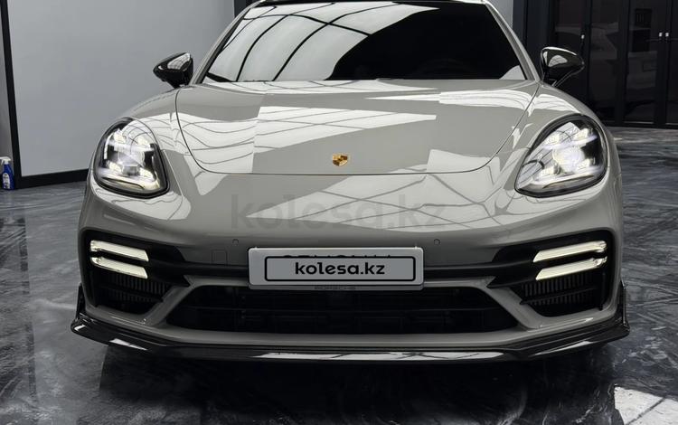 Porsche Panamera — фото 1
