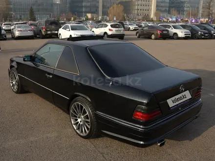 Mercedes-Benz E 220 1995 года за 7 000 000 тг. в Алматы – фото 34