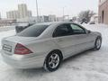 Mercedes-Benz C 180 2000 года за 2 650 000 тг. в Астана – фото 3