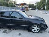 Mercedes-Benz E 320 2001 года за 2 900 000 тг. в Алматы – фото 4