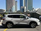 Hyundai Santa Fe 2021 годаfor15 200 000 тг. в Астана – фото 4