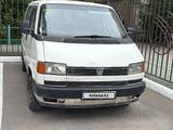 Volkswagen Multivan 1992 года за 2 500 000 тг. в Караганда