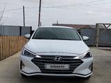 Hyundai Elantra 2019 года за 9 700 000 тг. в Актобе