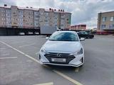 Hyundai Elantra 2019 года за 9 700 000 тг. в Актобе – фото 2