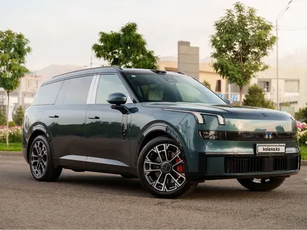 Lynk & Co 900 2025 года за 29 390 000 тг. в Алматы – фото 2