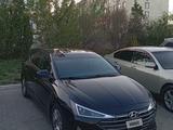 Hyundai Elantra 2019 года за 6 500 000 тг. в Актау