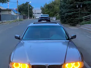 BMW 7 Series, 1994