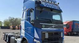 Volvo  FH 2015 года за 25 000 000 тг. в Алматы