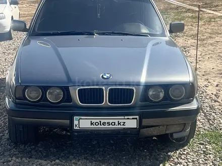 BMW 525 1990 года за 1 800 000 тг. в Алматы