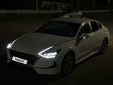 Hyundai Sonata 2023 года за 10 700 000 тг. в Астана