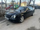 Mercedes-Benz CLK 320 2001 годаfor3 800 000 тг. в Шымкент