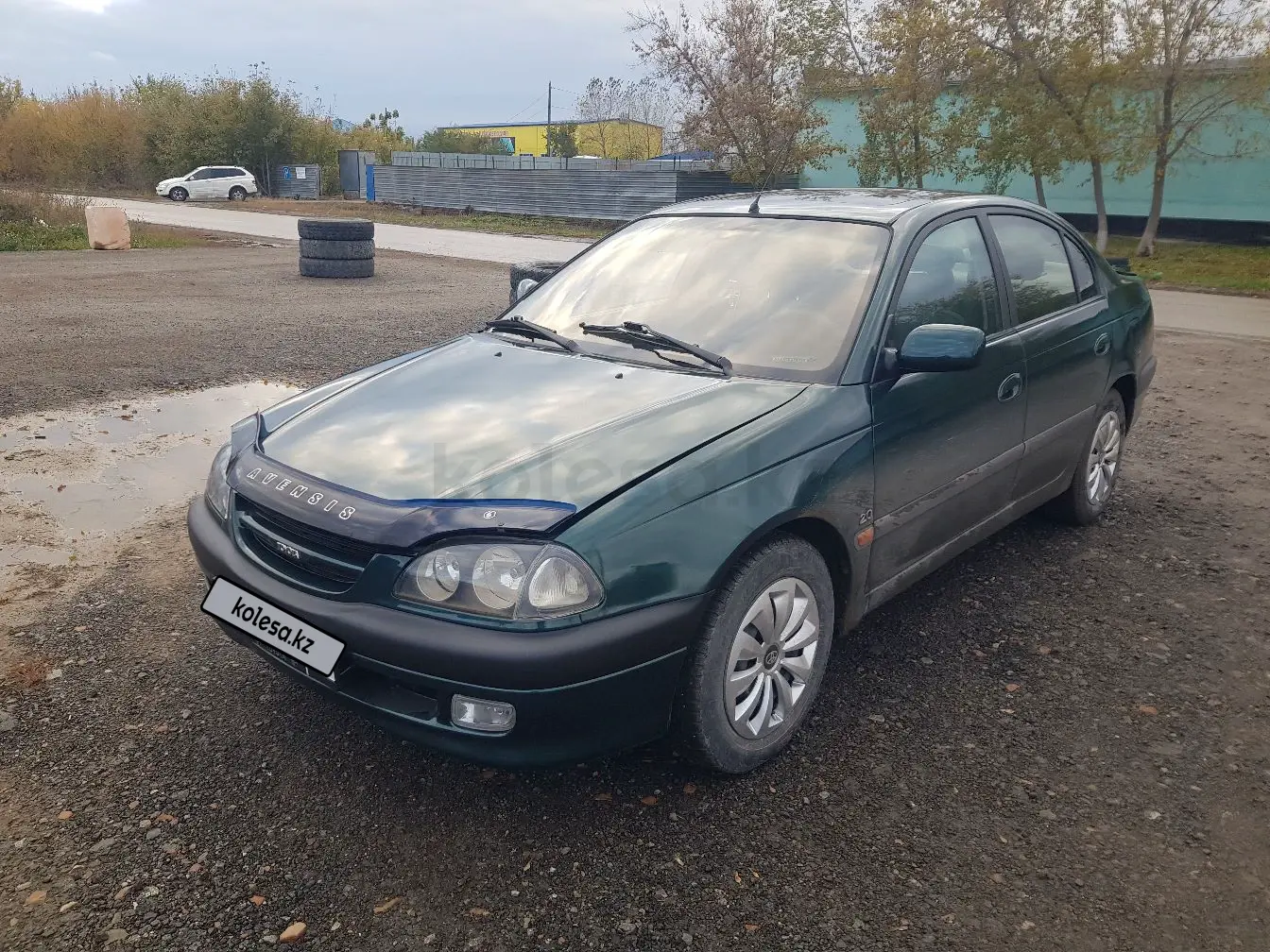 Toyota Avensis, 1999