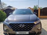 Hyundai Santa Fe 2020 года за 12 500 000 тг. в Атырау