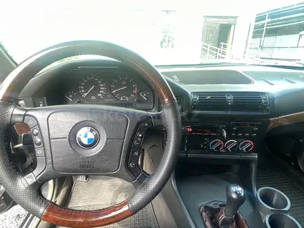 BMW 525 1991 года за 2 300 000 тг. в Туркестан – фото 3