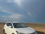 Hyundai Santa Fe 2015 года за 5 000 000 тг. в Атырау – фото 2