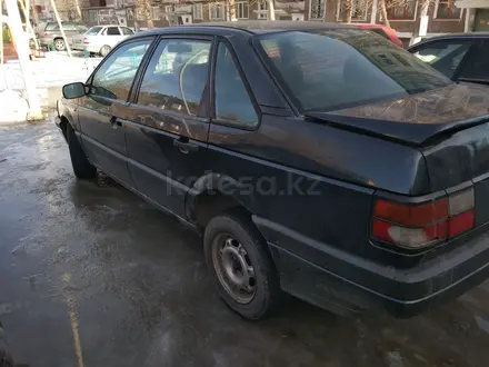 Volkswagen Passat 1992 года за 700 000 тг. в Аксу – фото 2