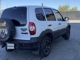 Chevrolet Niva 2011 годаfor3 500 000 тг. в Уральск – фото 3