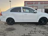 Chevrolet Aveo 2012 года за 3 400 000 тг. в Актобе – фото 4