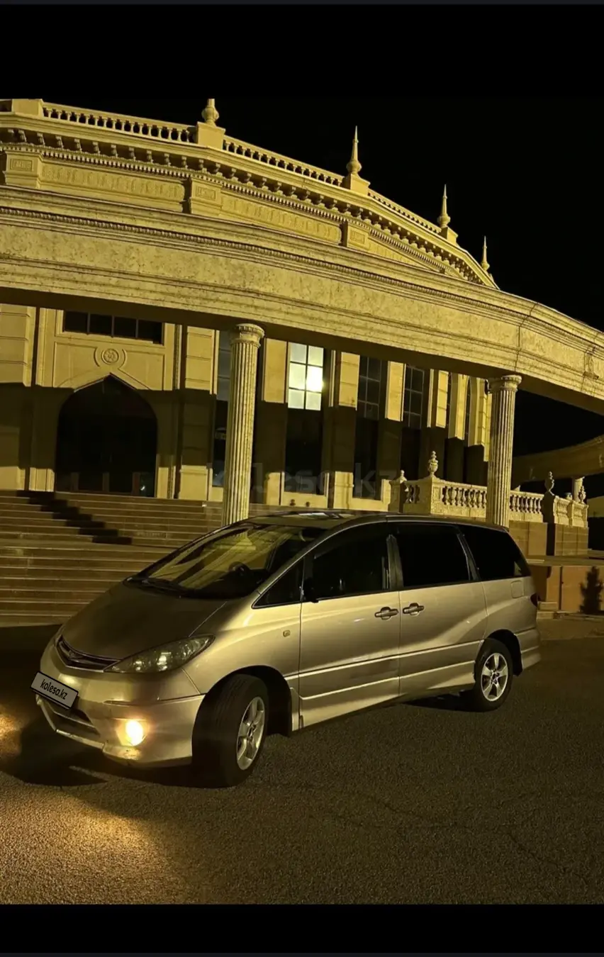 Toyota Estima, 2005