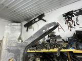 Бабочка багажника мерседес 124 рест до рест за 12 000 тг. в Шымкент – фото 3