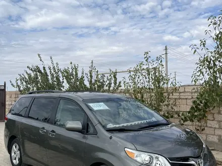 Toyota Sienna 2012 года за 7 000 000 тг. в Актау – фото 2