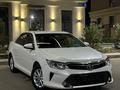 Toyota Camry 2017 года за 9 600 000 тг. в Караганда – фото 2