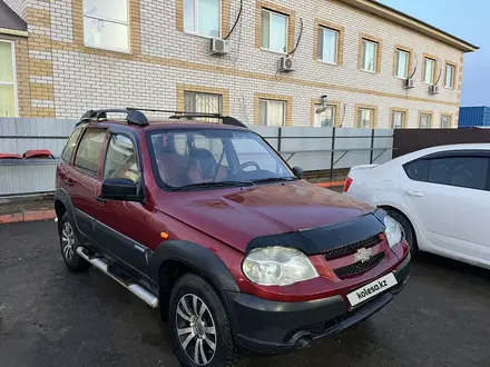 Chevrolet Niva 2009 года за 2 200 000 тг. в Уральск – фото 3