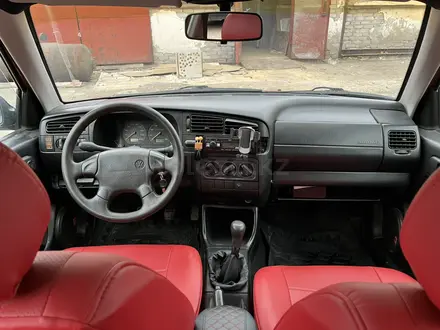 Volkswagen Golf 1993 года за 750 000 тг. в Павлодар – фото 3