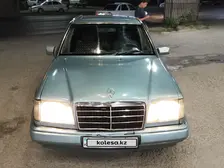 Mercedes-Benz E-Class, 1993