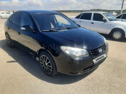 Hyundai Elantra 2011 года за 3 000 000 тг. в Актау – фото 4