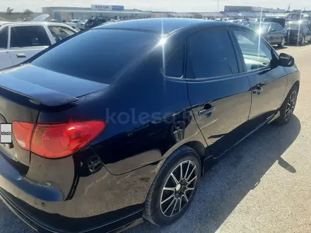 Hyundai Elantra 2011 года за 3 000 000 тг. в Актау – фото 5