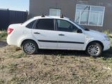 ВАЗ (Lada) Granta 2190 2015 года за 2 000 000 тг. в Астана