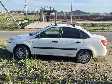 ВАЗ (Lada) Granta 2190 2015 года за 2 000 000 тг. в Астана – фото 2