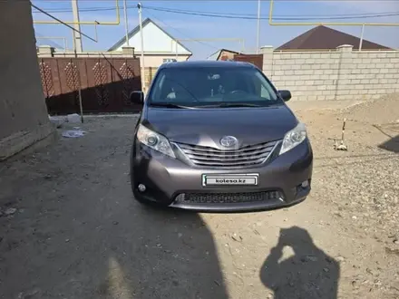 Toyota Sienna 2016 года за 15 000 000 тг. в Алматы