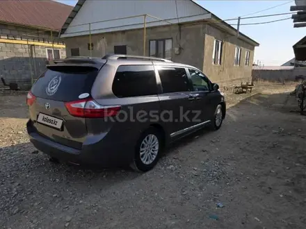 Toyota Sienna 2016 года за 15 000 000 тг. в Алматы – фото 2