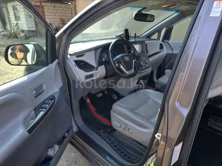 Toyota Sienna 2016 года за 15 000 000 тг. в Алматы – фото 9