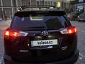 Toyota RAV4 2014 года за 9 600 000 тг. в Актау – фото 2