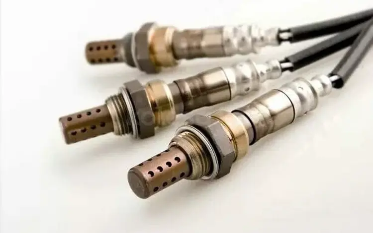 Лямбда зонд lexus за 20 000 тг. в Актау